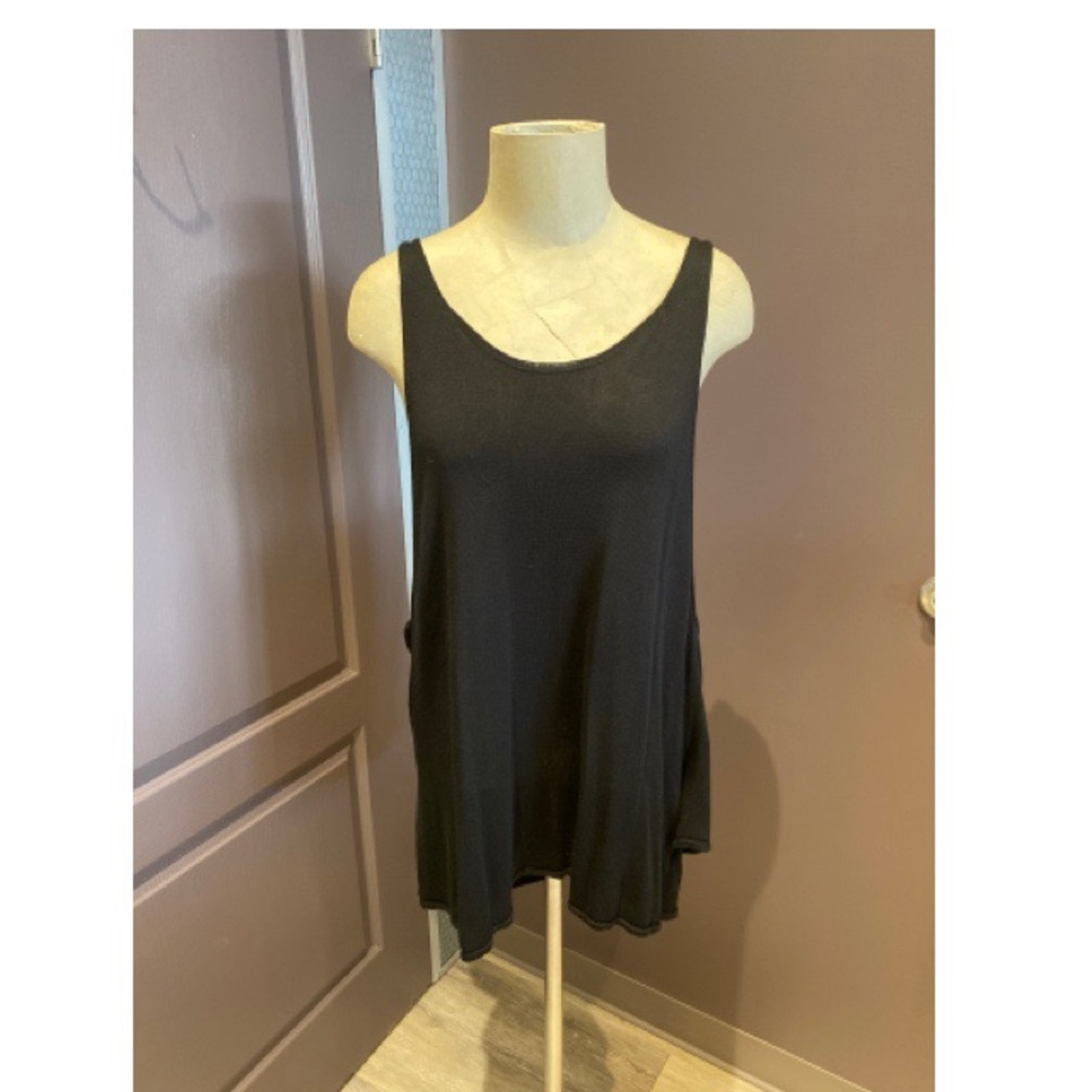Knot back tank